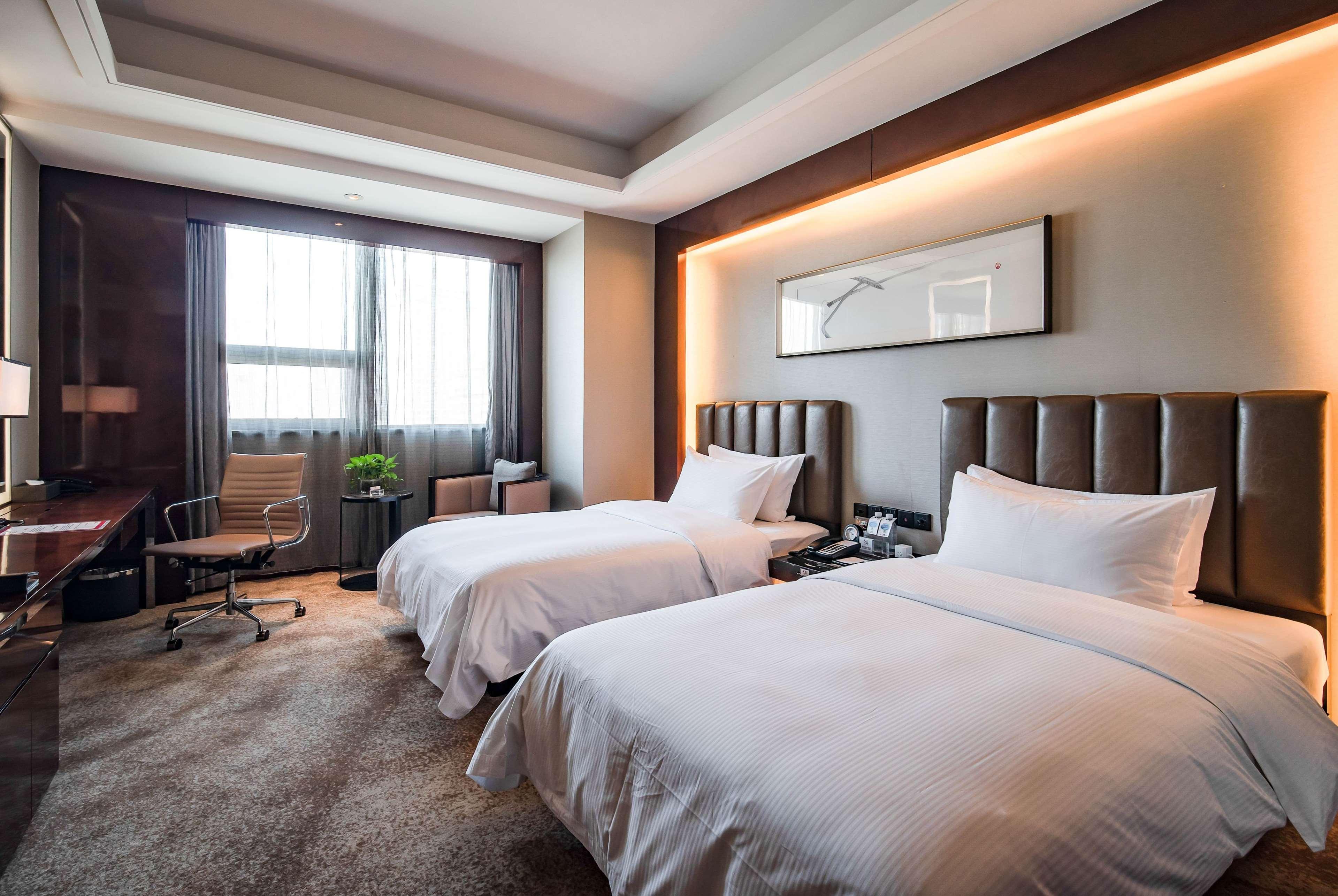 Ramada Changzhou North Hotel Exteriör bild