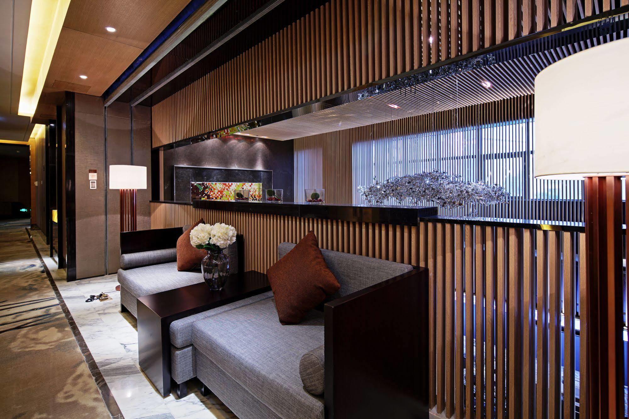 Ramada Changzhou North Hotel Exteriör bild