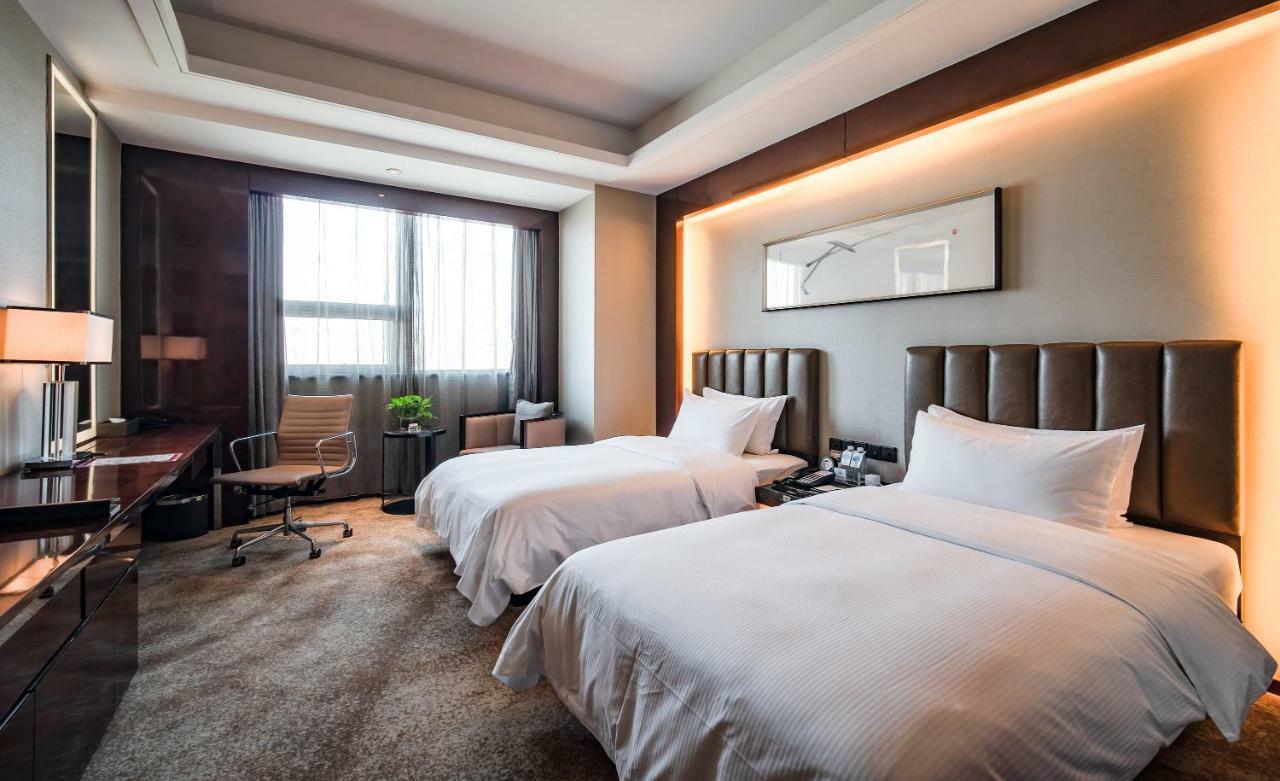 Ramada Changzhou North Hotel Exteriör bild
